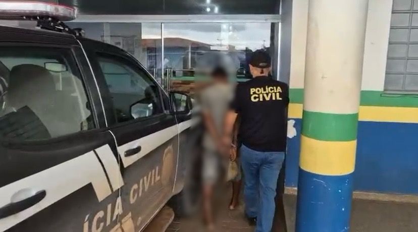 Vídeo: “noiado” safado que vivia ameaçando mãe idosa de morte é preso em Itacoatiara (AM)